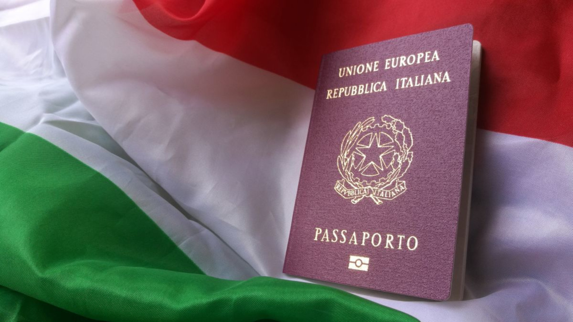 Read more about the article Book an appointment for Italian Passport